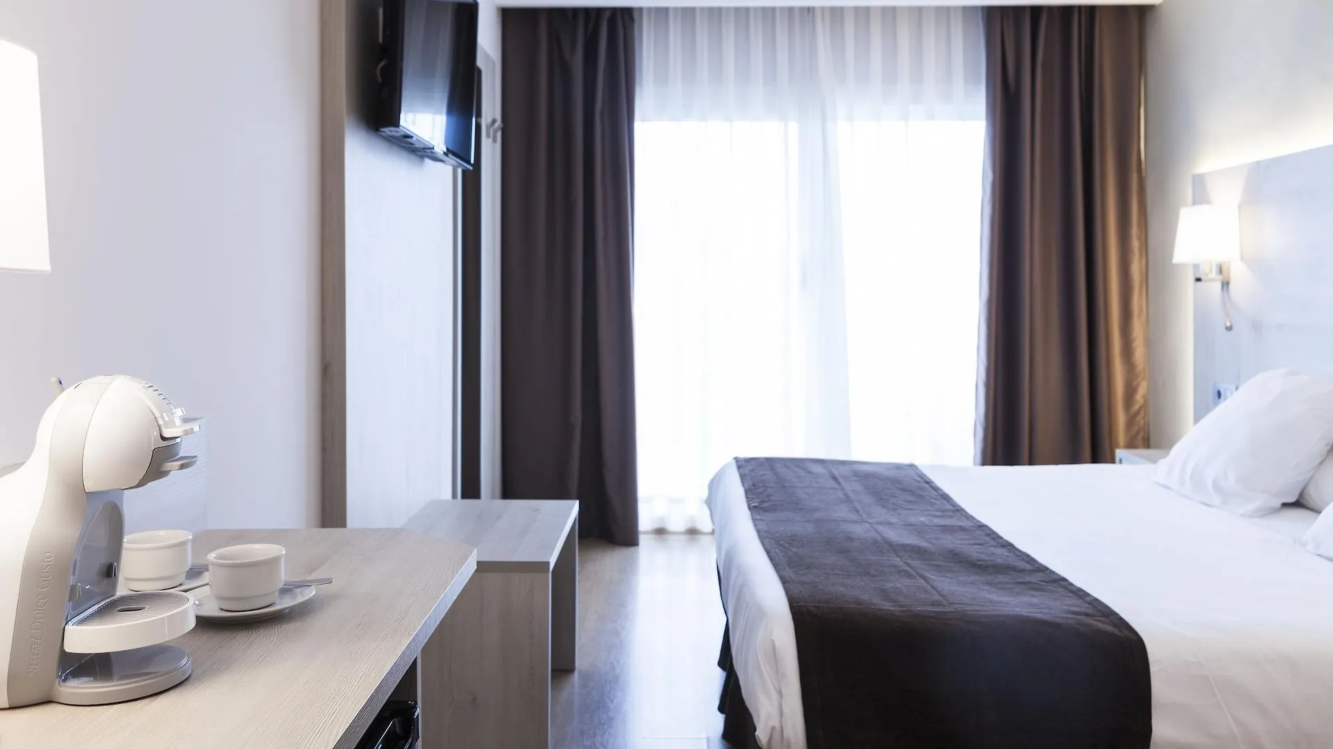 Hotel Helios Lloret Lloret de Mar 4*,  Spanien